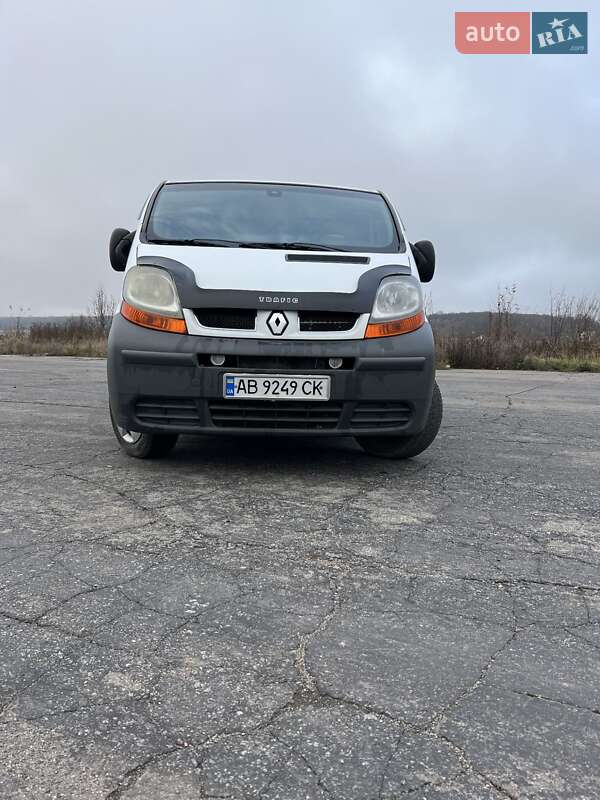 Грузовой фургон Renault Trafic 2006 в Баре фото 2 Грузовой фургон Renault Trafic 2006 в Баре