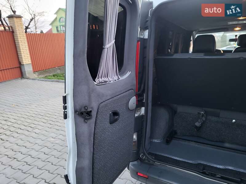 Минивэн Renault Trafic 2007 в Хмельницком фото 64 Минивэн Renault Trafic 2007 в Хмельницком