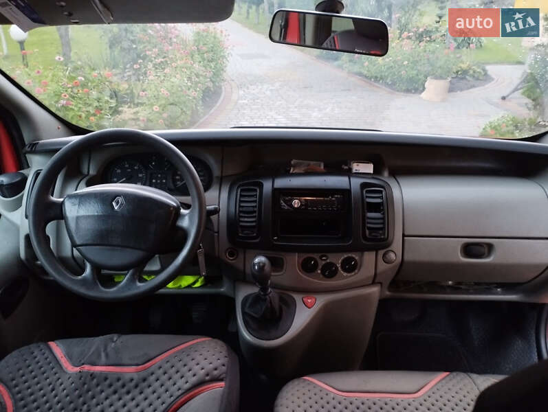 Минивэн Renault Trafic 2004 в Луцке фото 12 Минивэн Renault Trafic 2004 в Луцке