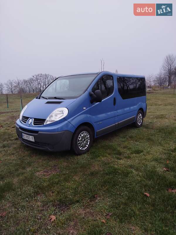 Минивэн Renault Trafic 2010 в Черкассах фото 5 Минивэн Renault Trafic 2010 в Черкассах