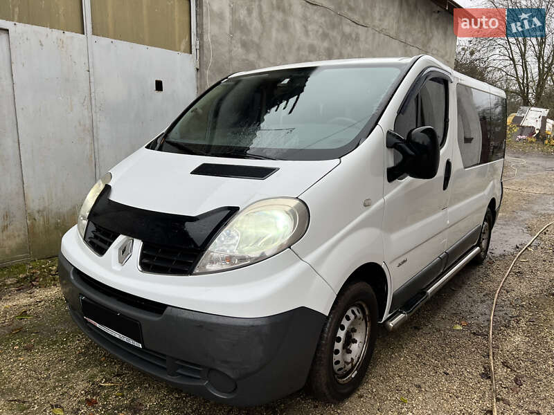 Мінівен Renault Trafic 2009 в Тернополі фото Мінівен Renault Trafic 2009 в Тернополі