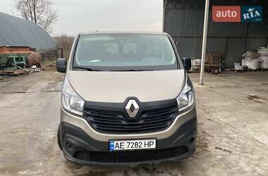 Минивэн Renault Trafic 2015 в Кривом Роге