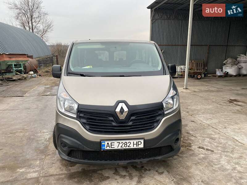 Мінівен Renault Trafic 2015 в Кривому Розі фото Мінівен Renault Trafic 2015 в Кривому Розі