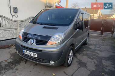 Минивэн Renault Trafic 2007 в Изяславе