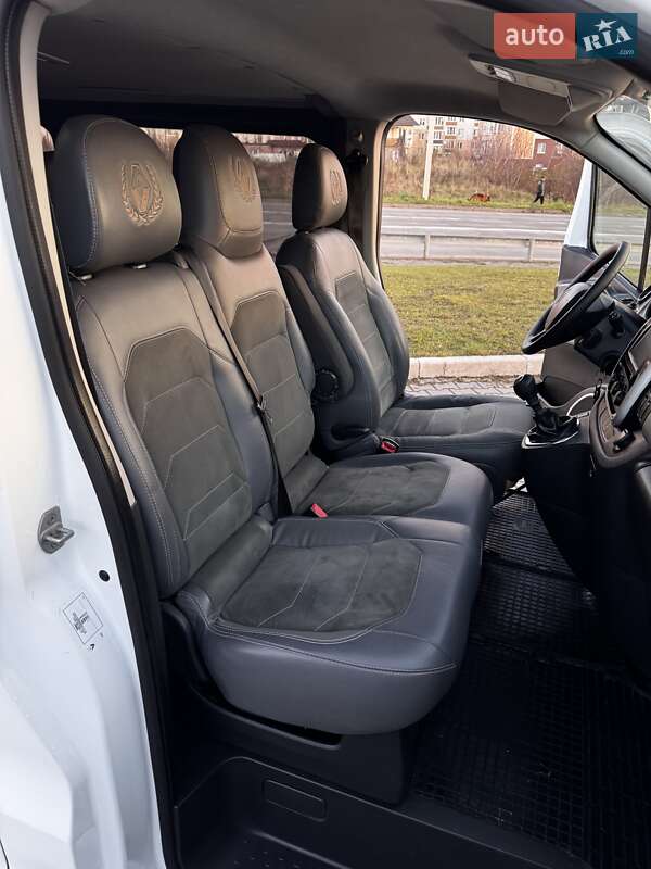 Минивэн Renault Trafic 2016 в Хмельницком