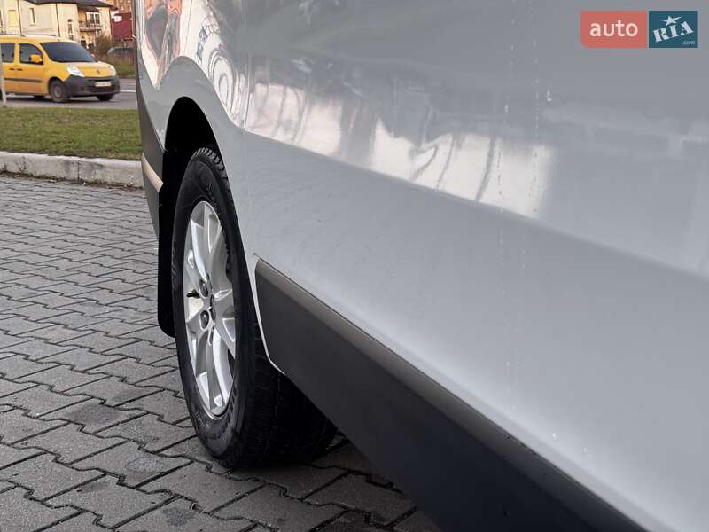 Минивэн Renault Trafic 2016 в Хмельницком