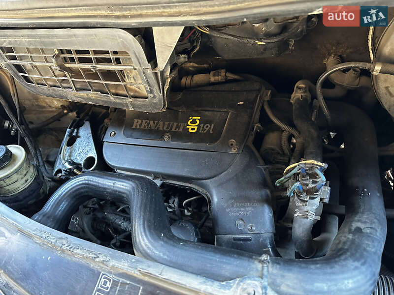 Минивэн Renault Trafic 2004 в Киеве фото 8 Минивэн Renault Trafic 2004 в Киеве