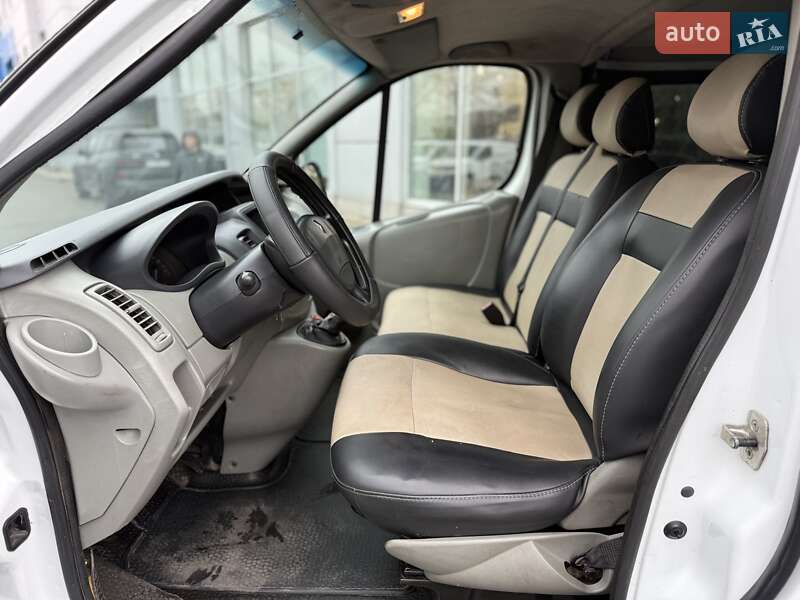 Мінівен Renault Trafic 2011 в Києві