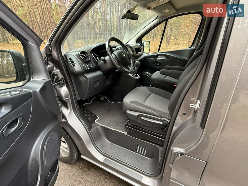 Минивэн Renault Trafic 2020 в Киеве фото 28 Минивэн Renault Trafic 2020 в Киеве