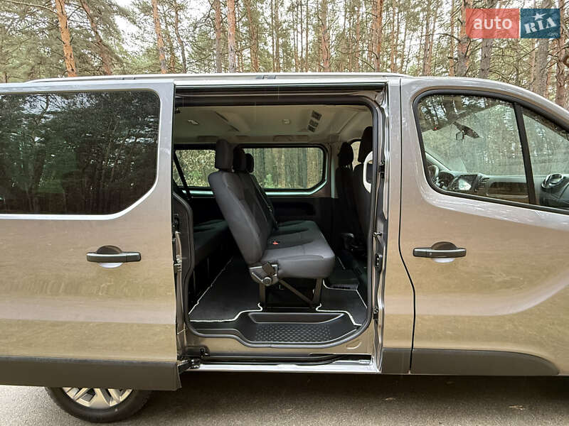 Минивэн Renault Trafic 2020 в Киеве фото 41 Минивэн Renault Trafic 2020 в Киеве