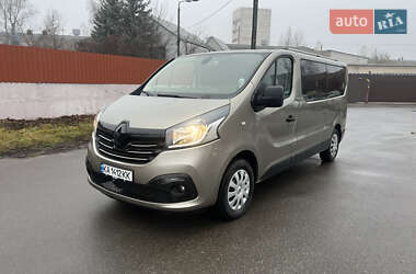 Минивэн Renault Trafic 2015 в Киеве
