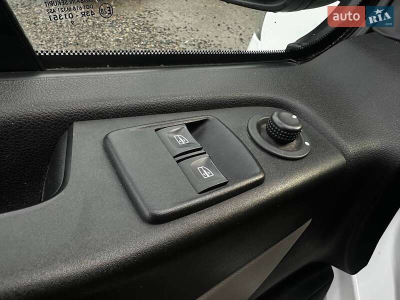 Грузопассажирский фургон Renault Trafic 2019 в Харькове