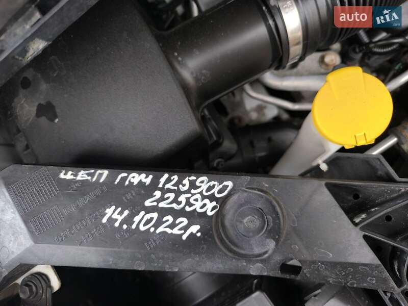 Минивэн Renault Trafic 2016 в Городке