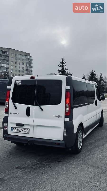 Минивэн Renault Trafic 2010 в Вараше