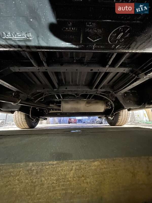 Минивэн Renault Trafic 2010 в Вараше