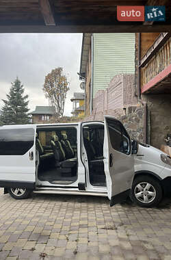 Мінівен Renault Trafic 2010 в Ворохті