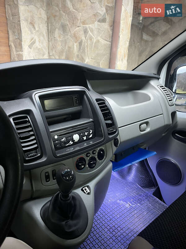 Минивэн Renault Trafic 2010 в Ворохте