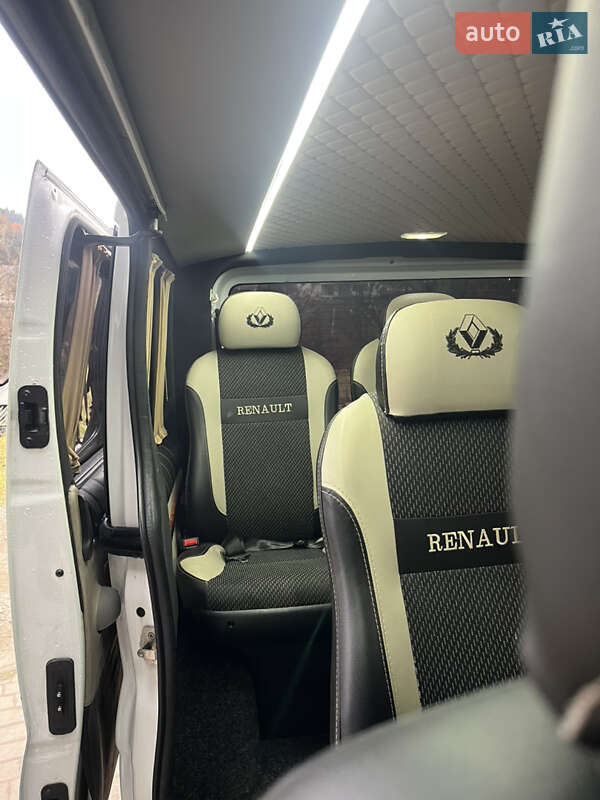 Минивэн Renault Trafic 2010 в Ворохте