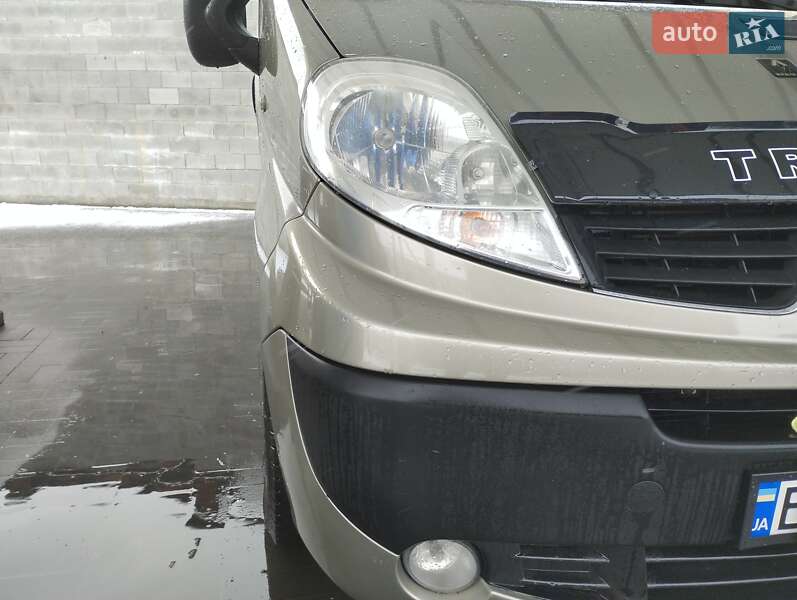 Renault Trafic 2011 Renault Trafic 2011