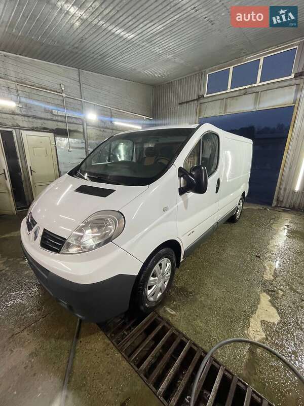 Renault Trafic 2014
