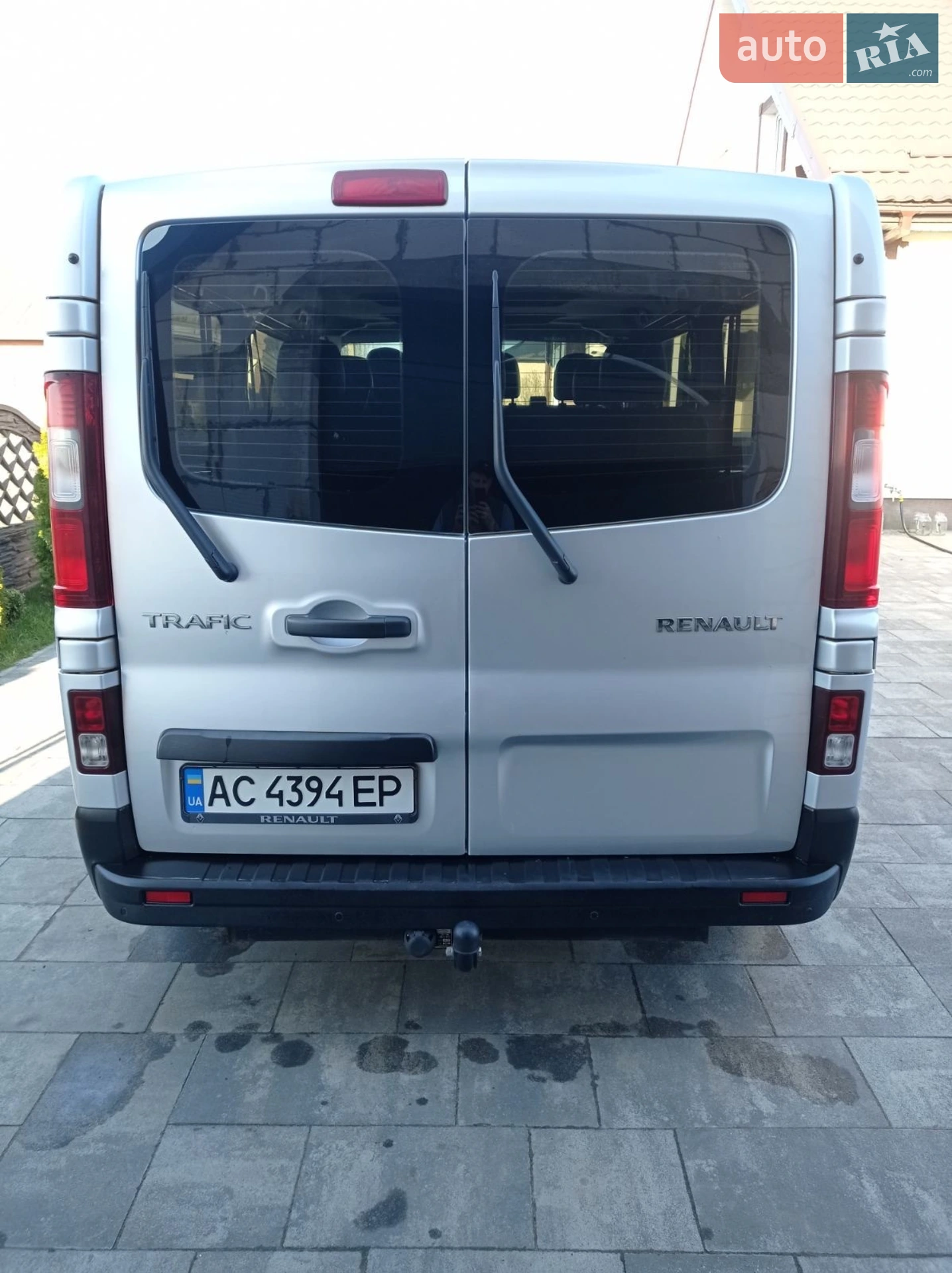 2015 Renault Trafic - мініатюра 2