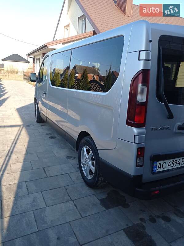 Минивэн Renault Trafic 2015 в Камне-Каширском