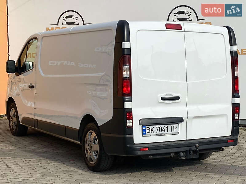 Вантажний фургон Renault Trafic 2018 в Рівному