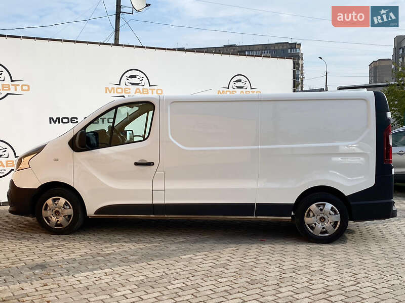 Вантажний фургон Renault Trafic 2018 в Рівному