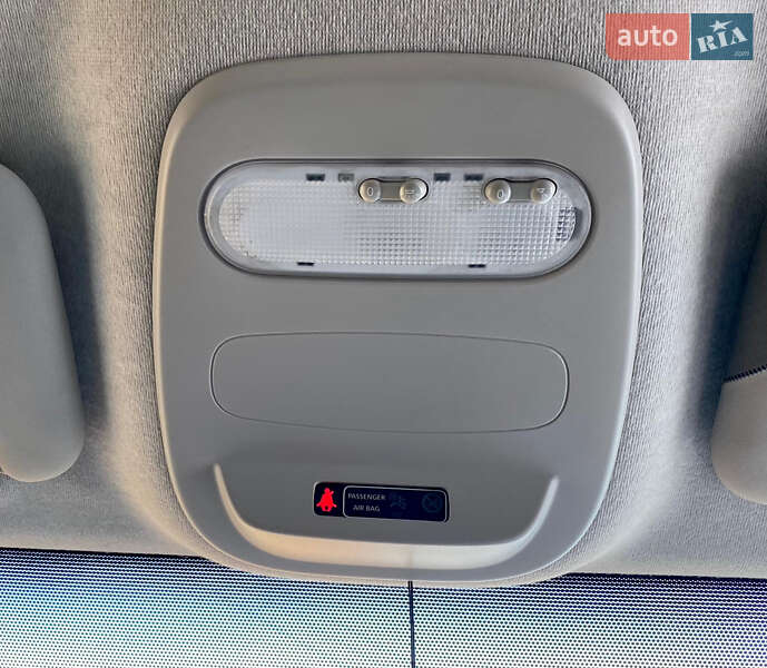 Вантажний фургон Renault Trafic 2018 в Рівному