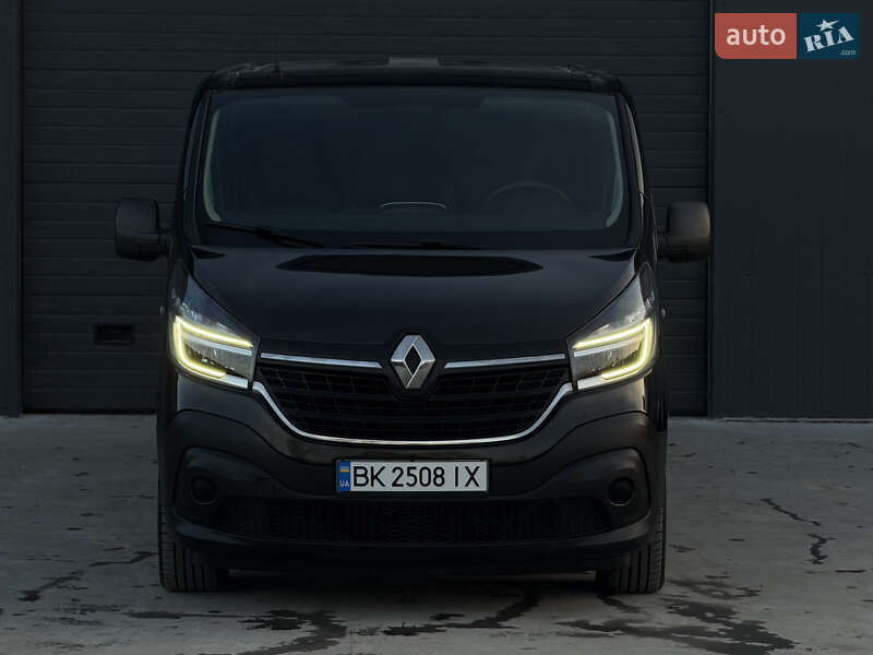 Минивэн Renault Trafic 2021 в Дубно