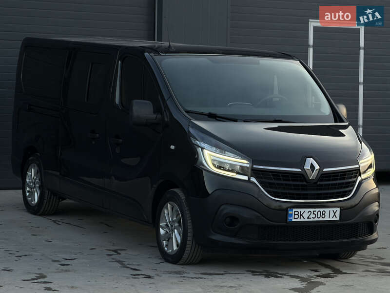 Минивэн Renault Trafic 2021 в Дубно