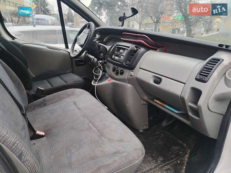 Грузовой фургон Renault Trafic 2004 в Житомире