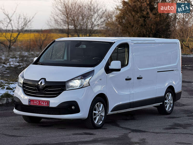 Грузовой фургон Renault Trafic 2016 в Радивилове