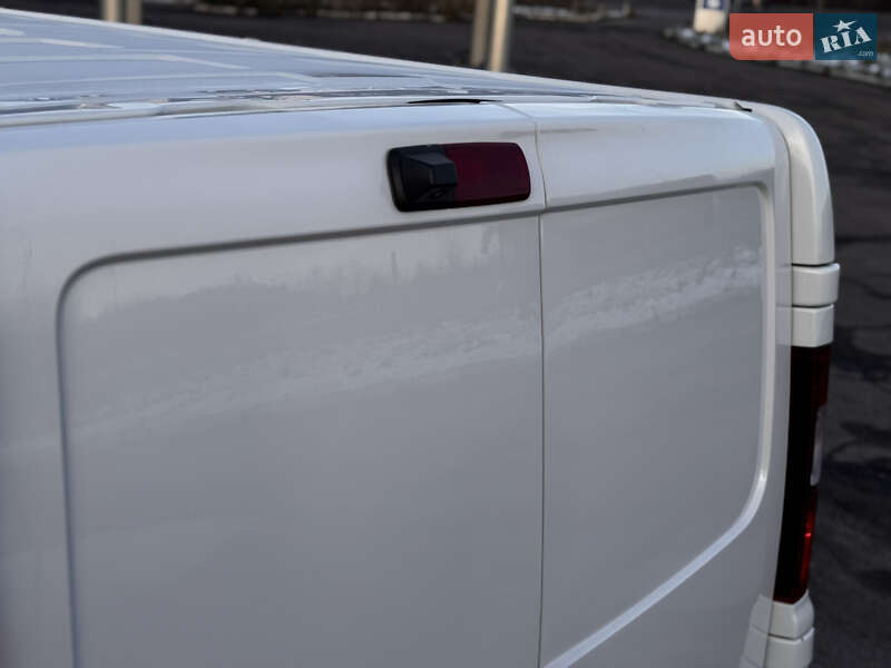 Грузовой фургон Renault Trafic 2016 в Радивилове