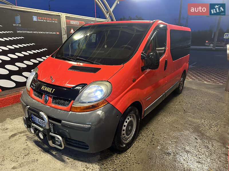 Минивэн Renault Trafic 2003 в Полтаве фото Минивэн Renault Trafic 2003 в Полтаве