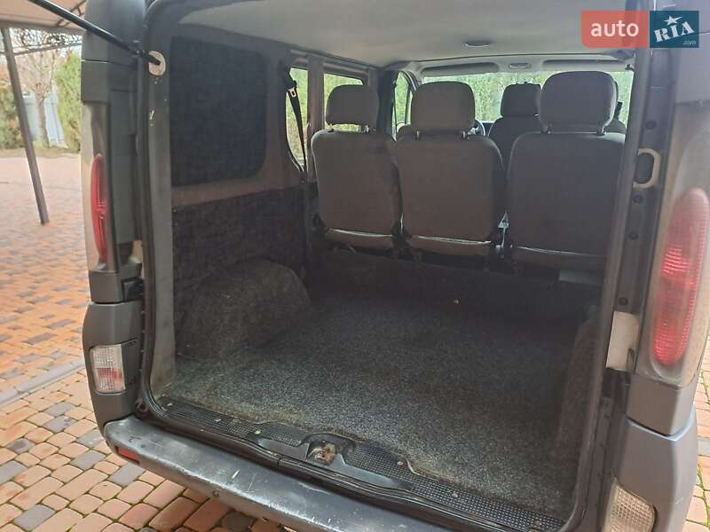 Минивэн Renault Trafic 2004 в Южноукраинске фото 18 Минивэн Renault Trafic 2004 в Южноукраинске