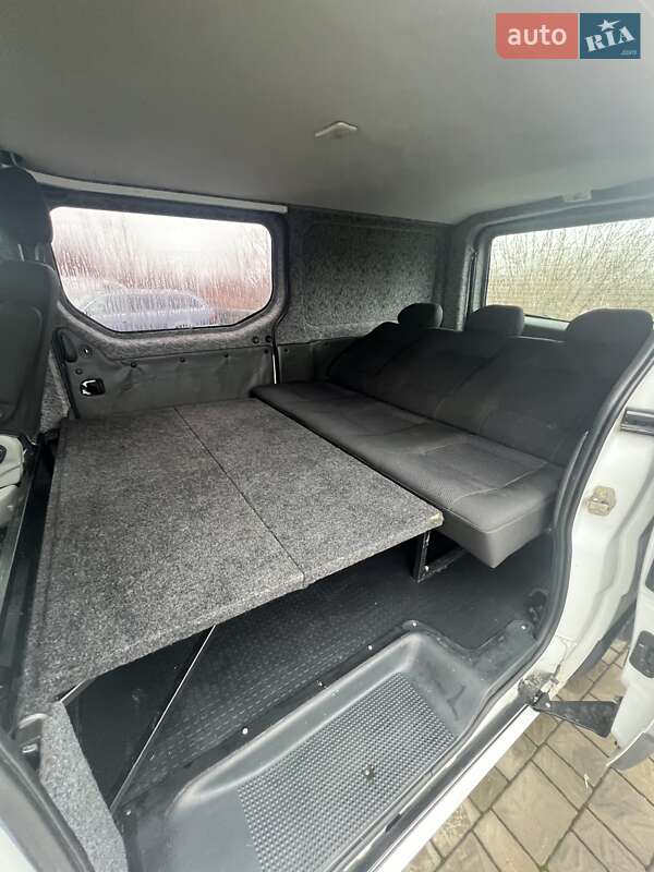 Минивэн Renault Trafic 2013 в Ровно