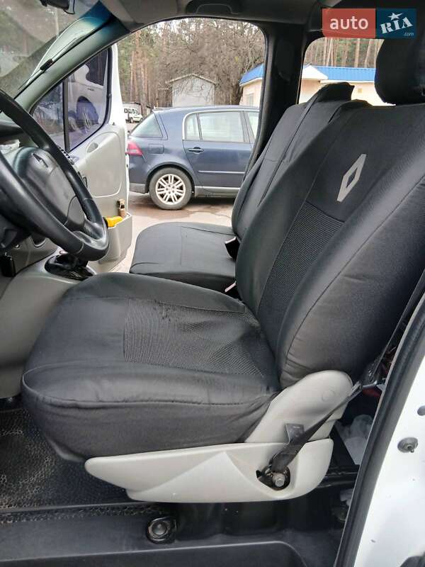 Минивэн Renault Trafic 2009 в Капитановке фото 10 Минивэн Renault Trafic 2009 в Капитановке