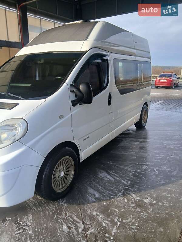 Минивэн Renault Trafic 2009 в Капитановке фото 12 Минивэн Renault Trafic 2009 в Капитановке