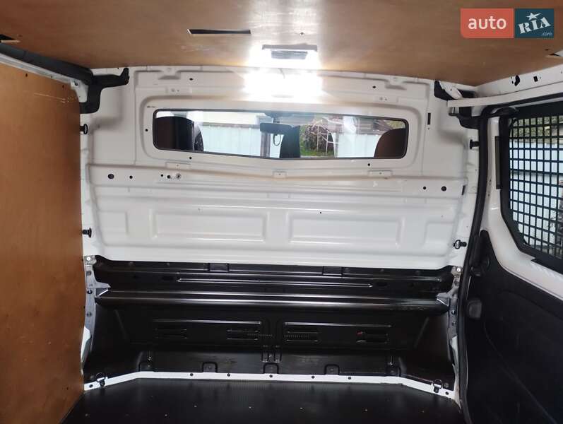 Грузовой фургон Renault Trafic 2019 в Киеве