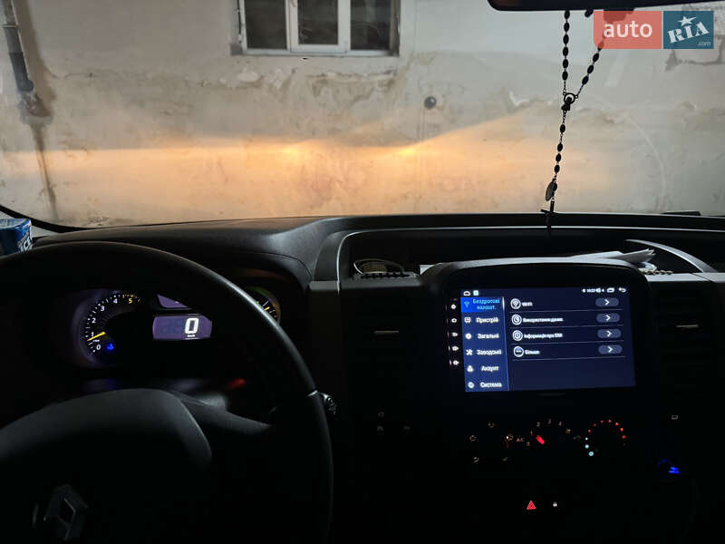 Минивэн Renault Trafic 2015 в Львове