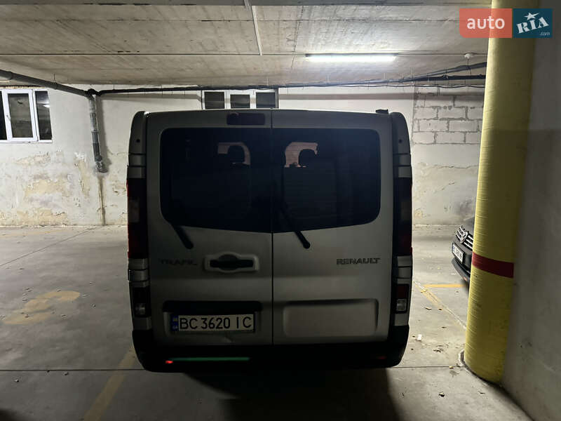 Минивэн Renault Trafic 2015 в Львове