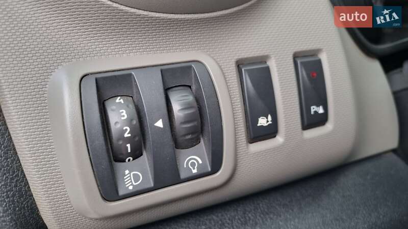 Грузовой фургон Renault Trafic 2015 в Полтаве