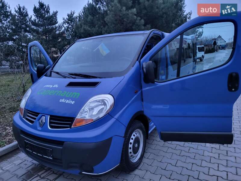 Минивэн Renault Trafic 2007 в Хмельницком