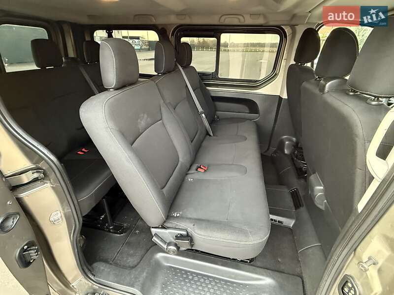 Минивэн Renault Trafic 2015 в Киеве