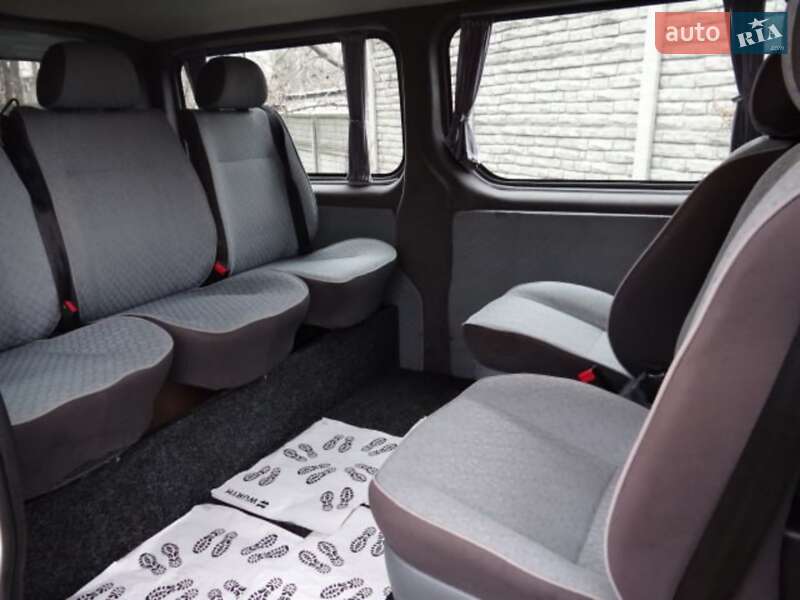 Минивэн Renault Trafic 2006 в Черкассах фото 5 Минивэн Renault Trafic 2006 в Черкассах