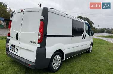 Грузопассажирский фургон Renault Trafic 2014 в Черновцах