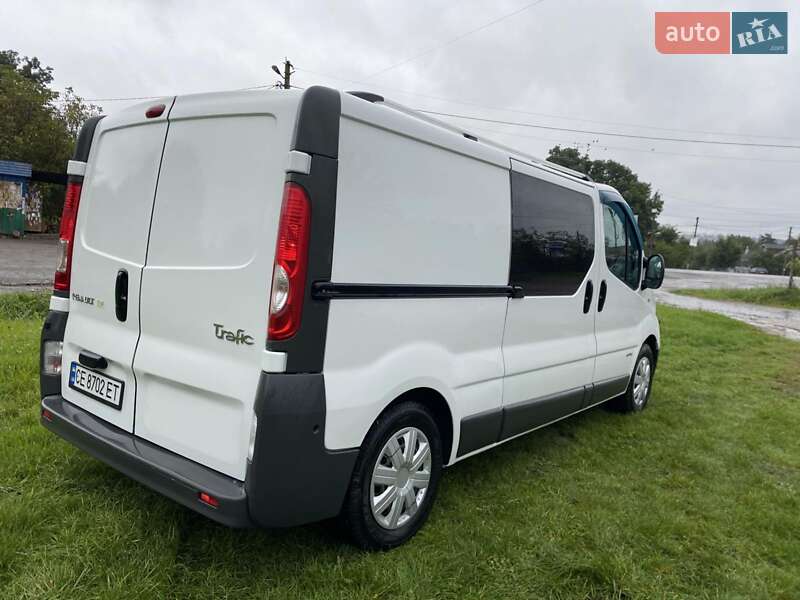 Грузопассажирский фургон Renault Trafic 2014 в Черновцах