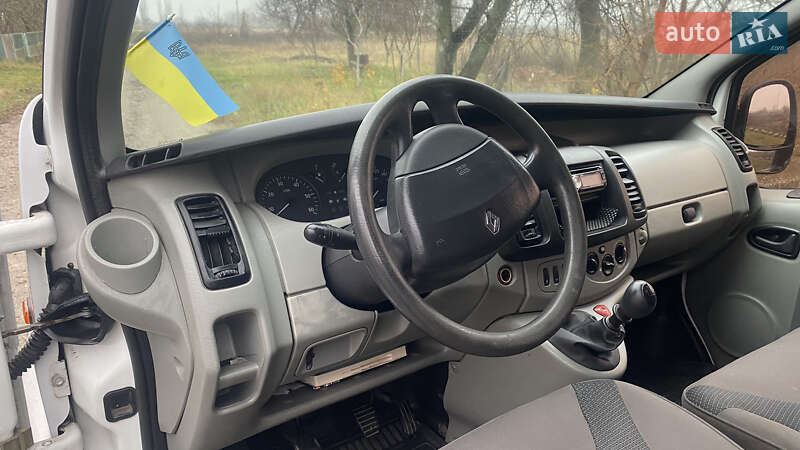 Минивэн Renault Trafic 2004 в Переяславе фото 22 Минивэн Renault Trafic 2004 в Переяславе