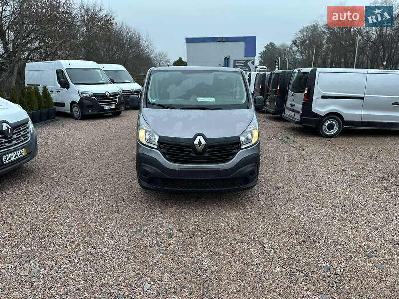 Минивэн Renault Trafic 2018 в Ровно
